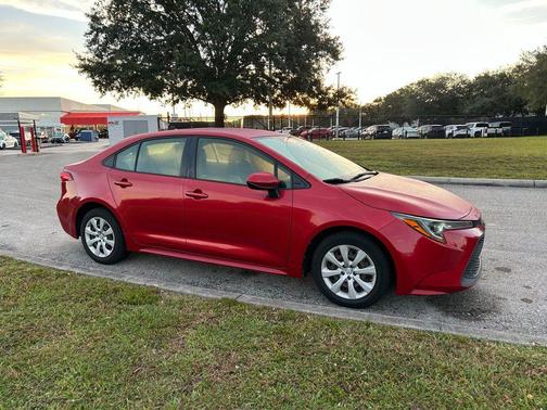 2020 Toyota Corolla LE