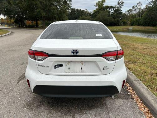 2025 Toyota Corolla Hybrid LE