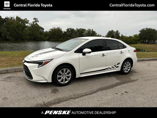 2025 Toyota Corolla Hybrid LE