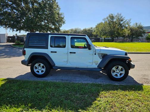 2018 Jeep Wrangler Unlimited Sport