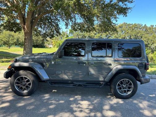 2019 Jeep Wrangler Unlimited Sahara