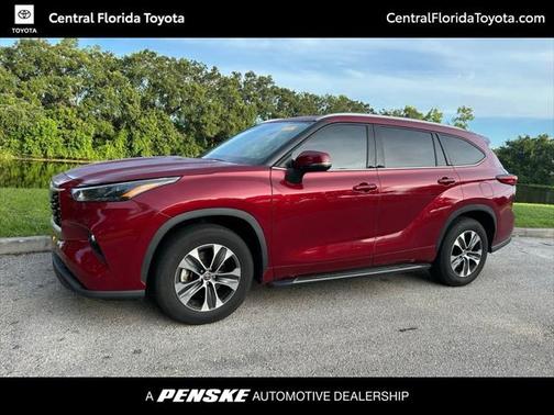 2022 Toyota Highlander XLE