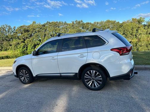 2020 Mitsubishi Outlander SEL