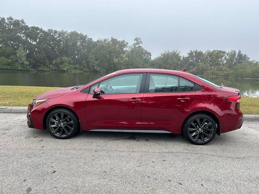 2025 Toyota Corolla SE