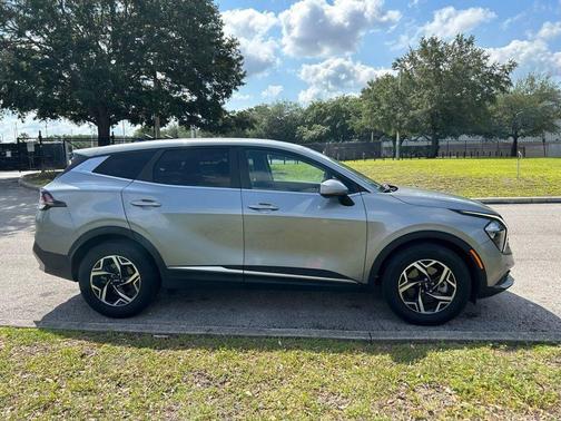 Steel Gray 2023 Kia Sportage LX