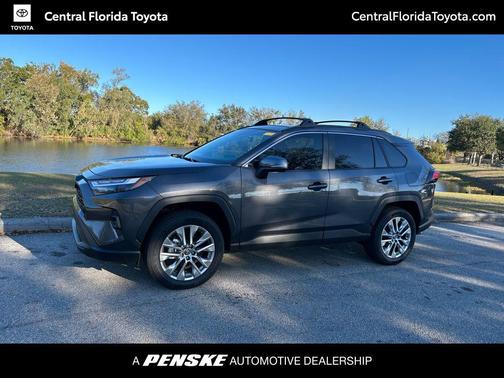 2025 Toyota RAV4 XLE Premium