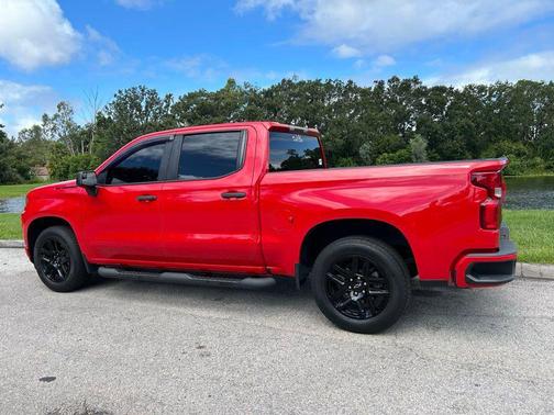 2022 Chevrolet Silverado 1500 Custom