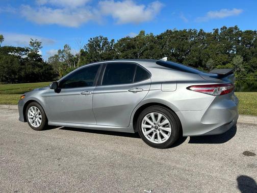2019 Toyota Camry LE