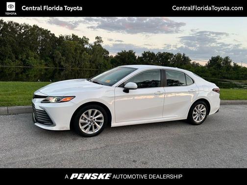 2022 Toyota Camry LE