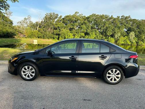 Black Sand Pearl 2022 Toyota Corolla LE