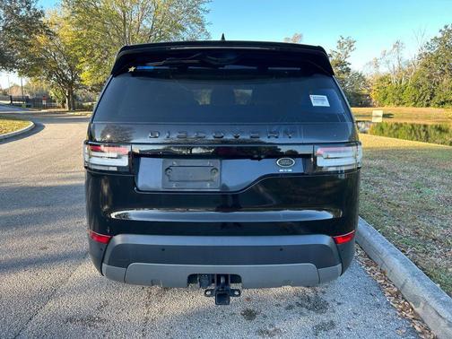 2018 Land Rover Discovery SE