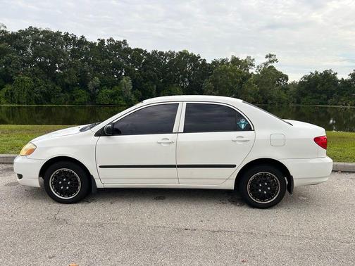 Super White 2006 Toyota Corolla CE