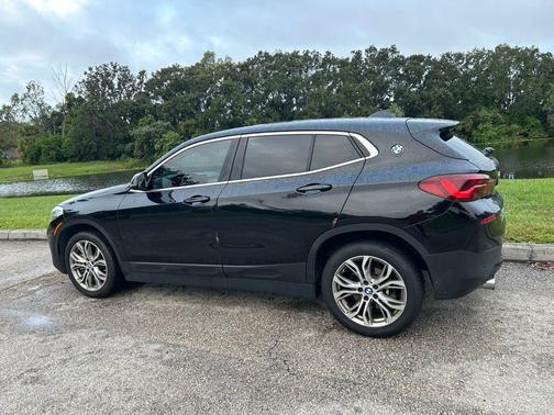 2022 BMW X2 sDrive28i