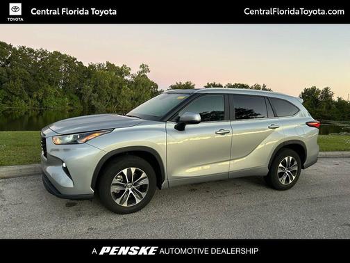 2023 Toyota Highlander XLE