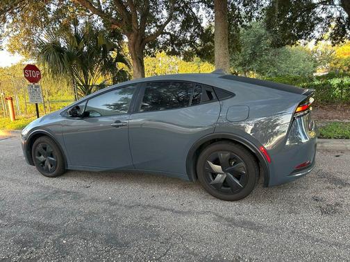 2024 Toyota Prius LE