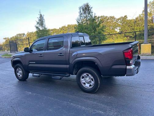 Magnetic Gray Metallic 2022 Toyota Tacoma SR5