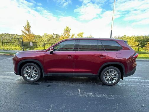 2024 Toyota Grand Highlander Platinum