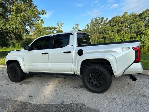2024 Toyota Tacoma TRD Sport