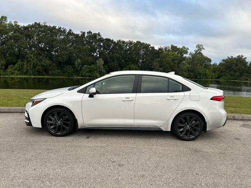 2025 Toyota Corolla SE