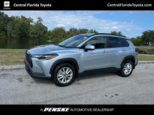 2023 Toyota Corolla Cross LE