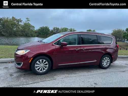 2018 Chrysler Pacifica Touring-L