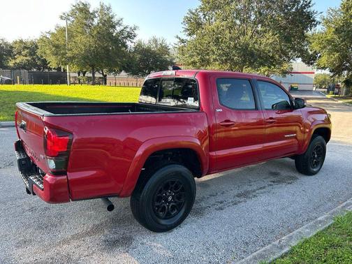 2022 Toyota Tacoma SR5