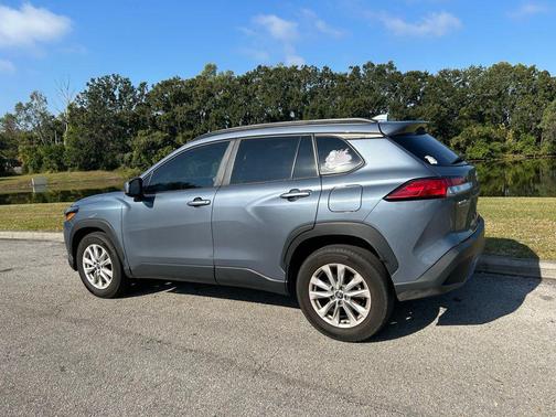 2022 Toyota Corolla Cross LE