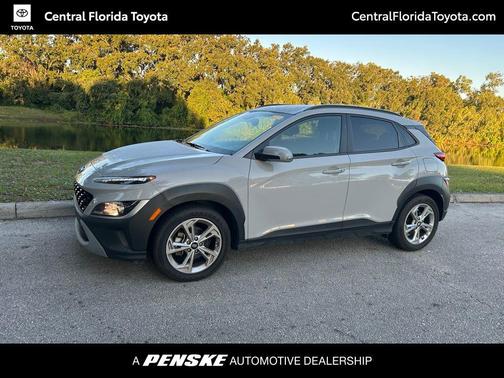 2023 Hyundai KONA SEL