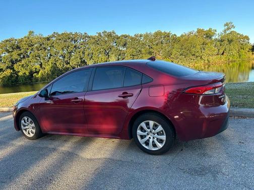 2025 Toyota Corolla Hybrid SE