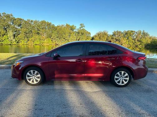 2025 Toyota Corolla Hybrid SE