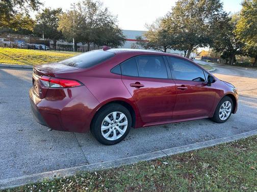 2025 Toyota Corolla Hybrid SE