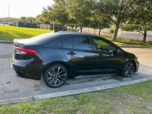 Black Sand Pearl 2022 Toyota Corolla SE