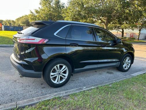 AGATE BLACK METALLIC 2019 Ford Edge SEL