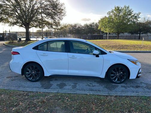 2025 Toyota Corolla SE