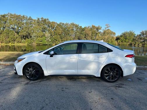 2025 Toyota Corolla SE