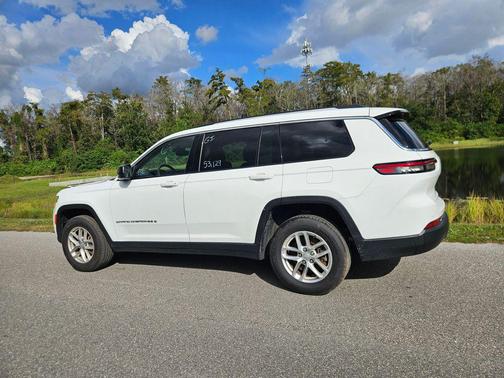 2023 Jeep Grand Cherokee L Laredo