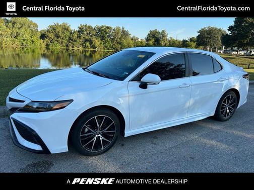 2023 Toyota Camry SE