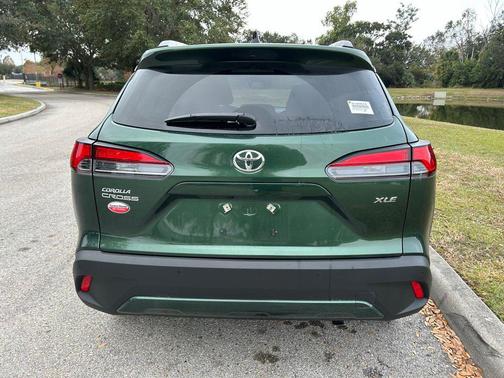 2025 Toyota Corolla Cross XLE
