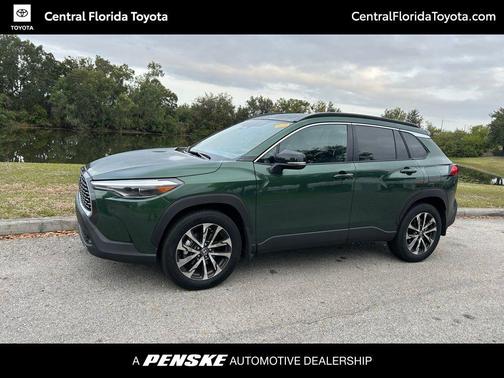 2025 Toyota Corolla Cross XLE