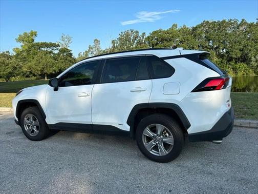 2024 Toyota RAV4 Hybrid LE
