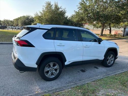 2024 Toyota RAV4 Hybrid LE