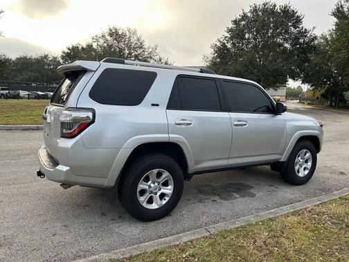 2024 Toyota 4Runner SR5
