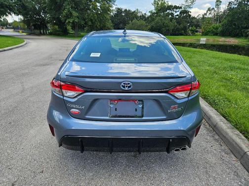 2024 Toyota Corolla Hybrid SE