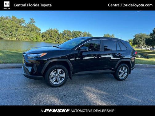 2024 Toyota RAV4 Hybrid LE