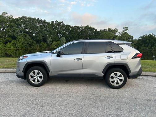 Silver Sky Metallic 2021 Toyota RAV4 LE