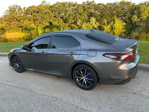 Predawn Gray Mica 2024 Toyota Camry Hybrid SE