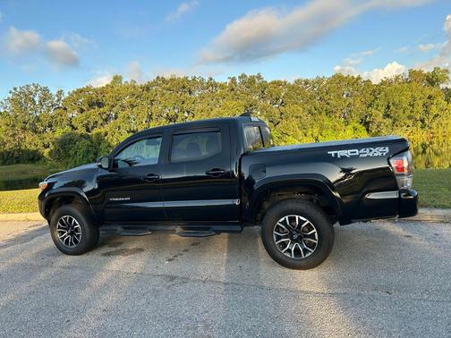 2022 Toyota Tacoma TRD Sport