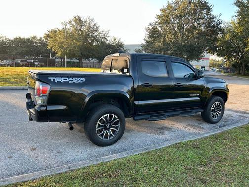 2022 Toyota Tacoma TRD Sport