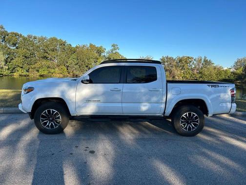 2022 Toyota Tacoma TRD Sport
