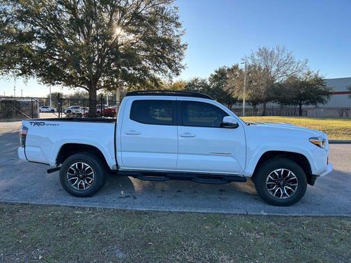 2022 Toyota Tacoma TRD Sport